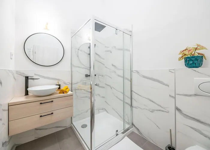 Apartmán Deluxe I36 Center With 4bedrm, 2bathrm Budapešť